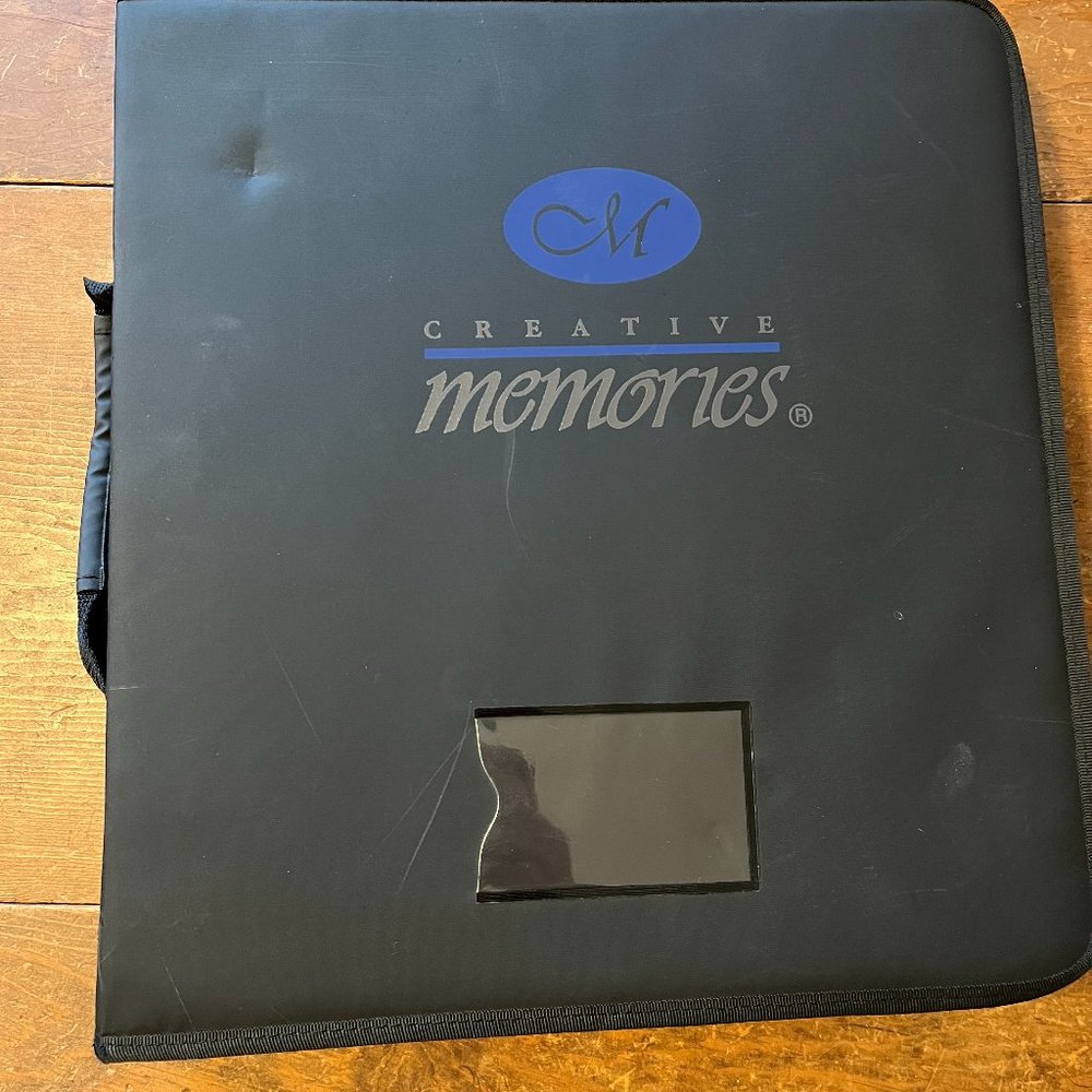 Creative Memories Accessory Binder with accessory sleeves
